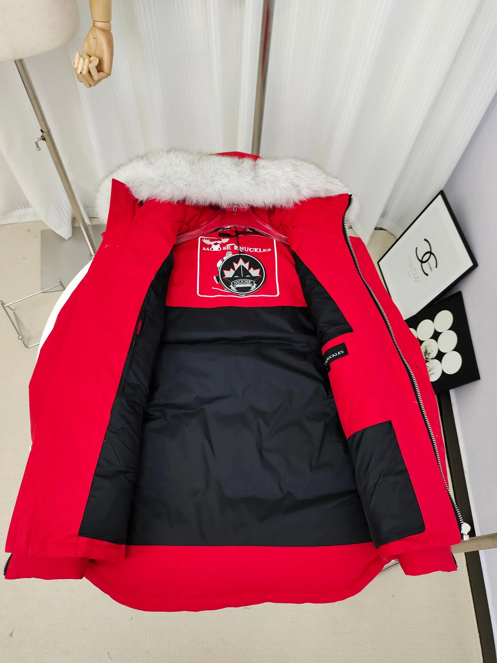 （ ）06 Moose Knuckles ， ins 、 、 。 ， ， ！ ， ， ， ！ Sizes: S XXL